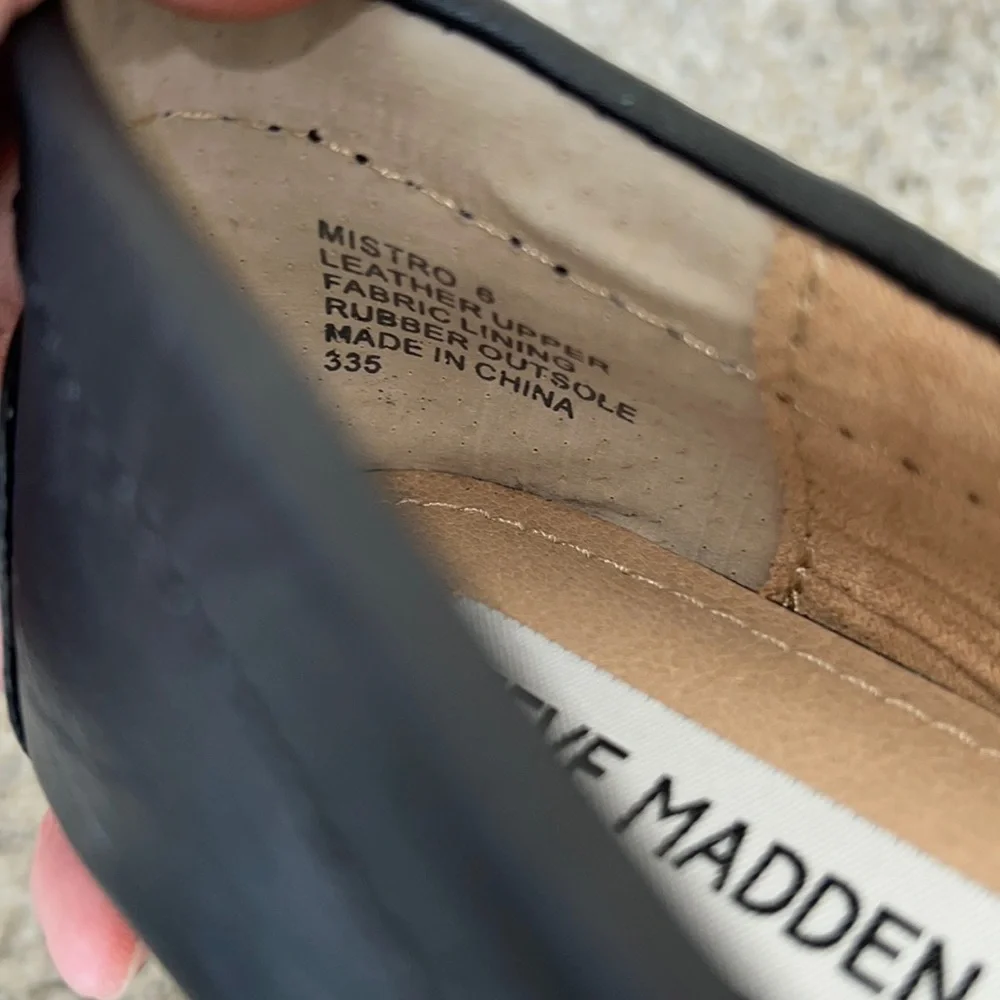 AUTH NIB Steve Madden MISTRO LOAFERS BLACK LEATHER US 6